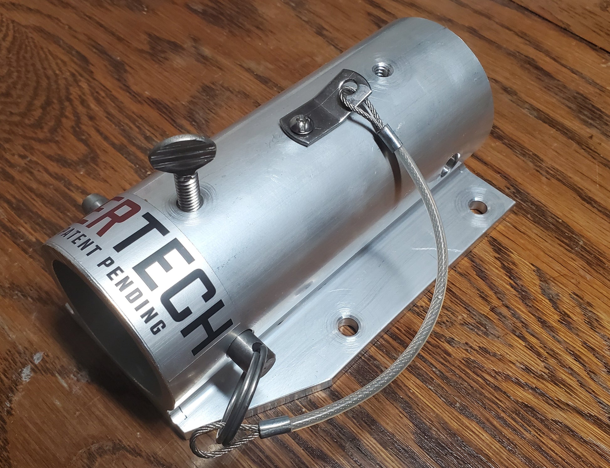 The Kerhitch is like the Reese Hitch, the only part permanently mounted to the boat